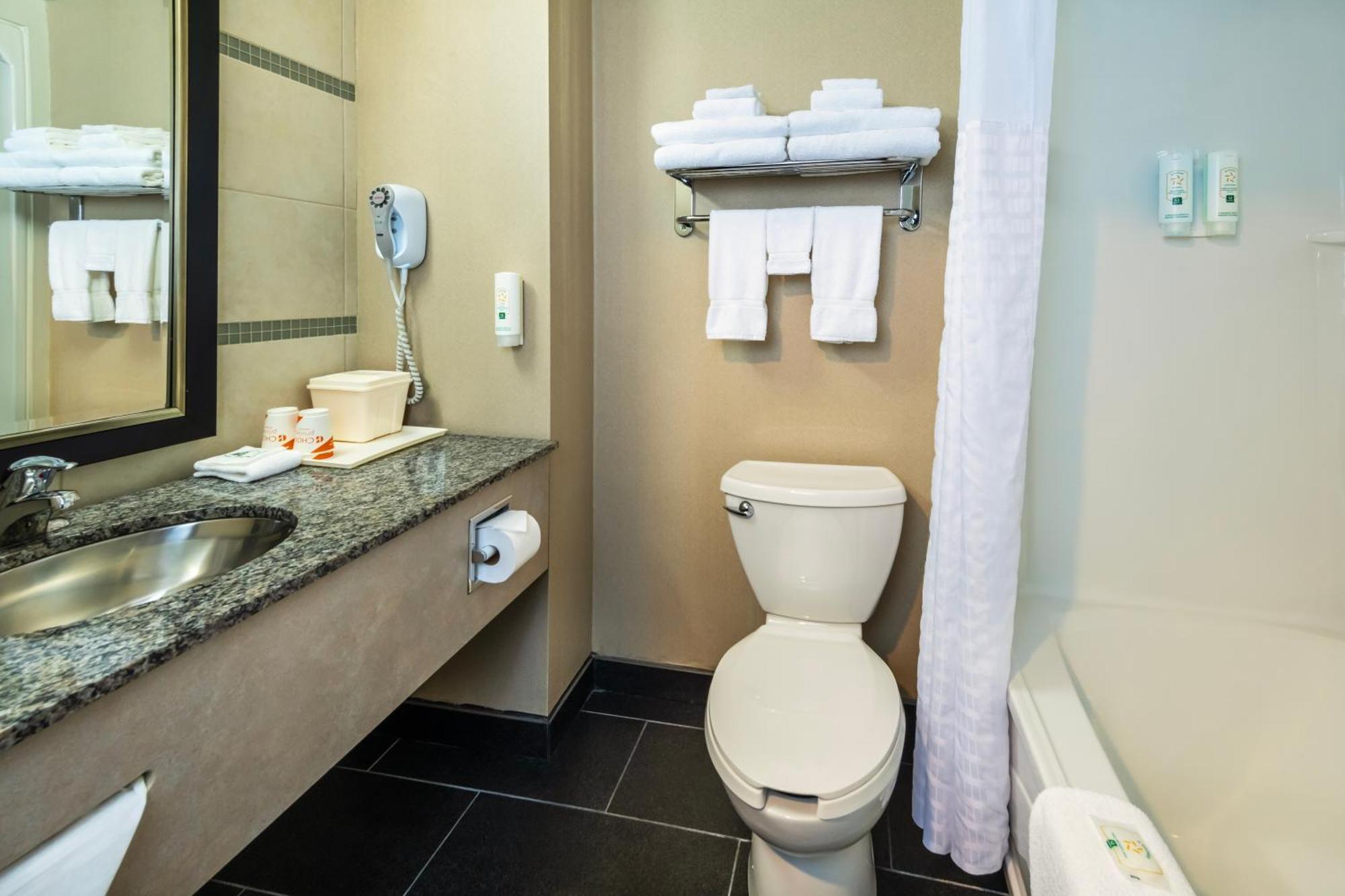 Quality & Hotel Petawawa