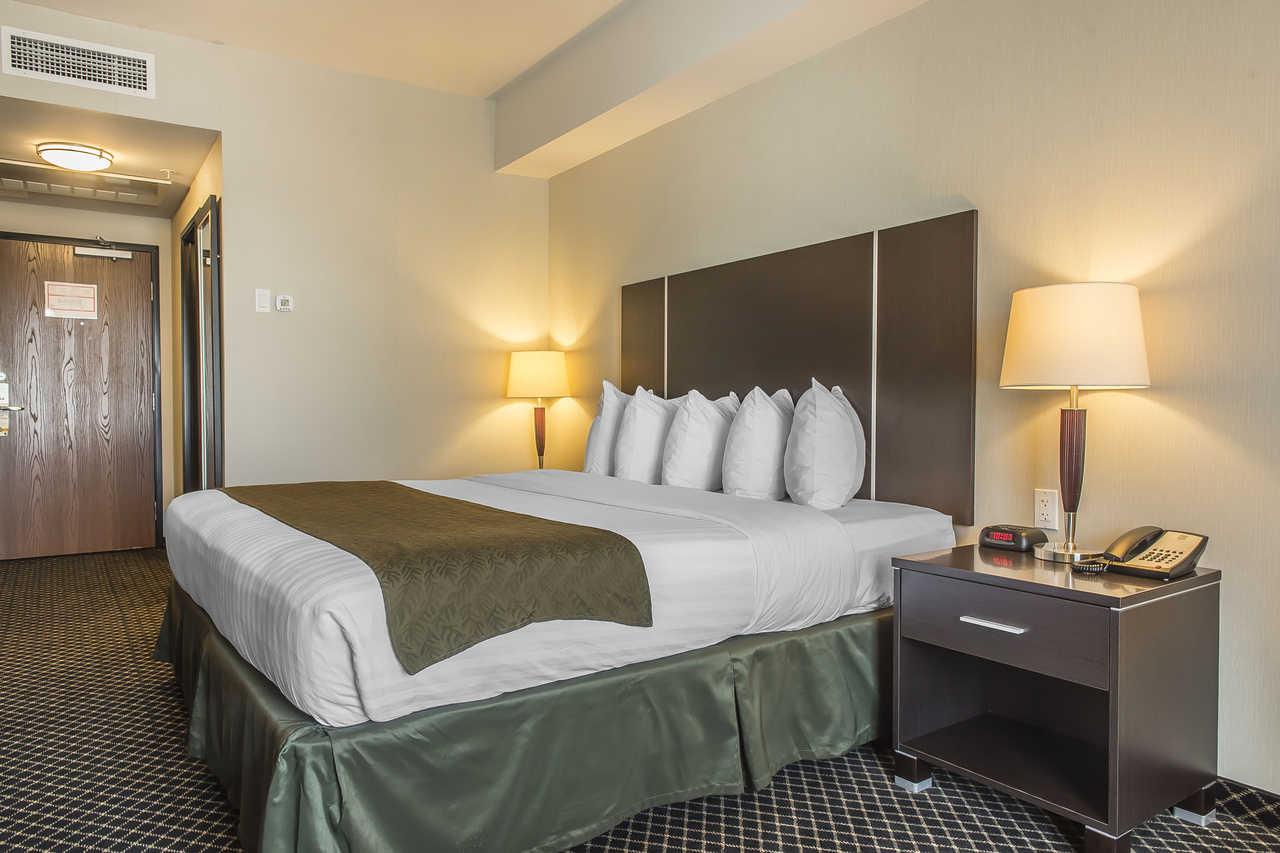Hotel Quality & Petawawa