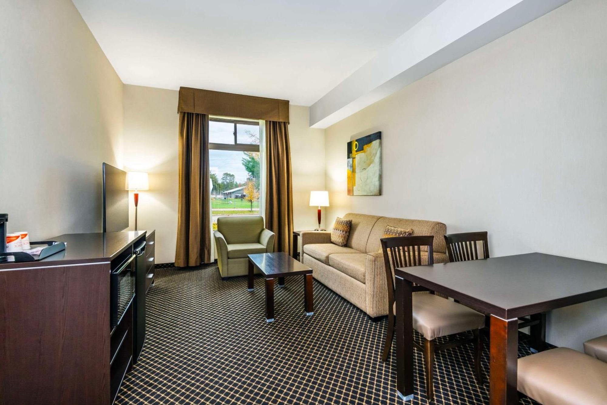 Quality & Hotel