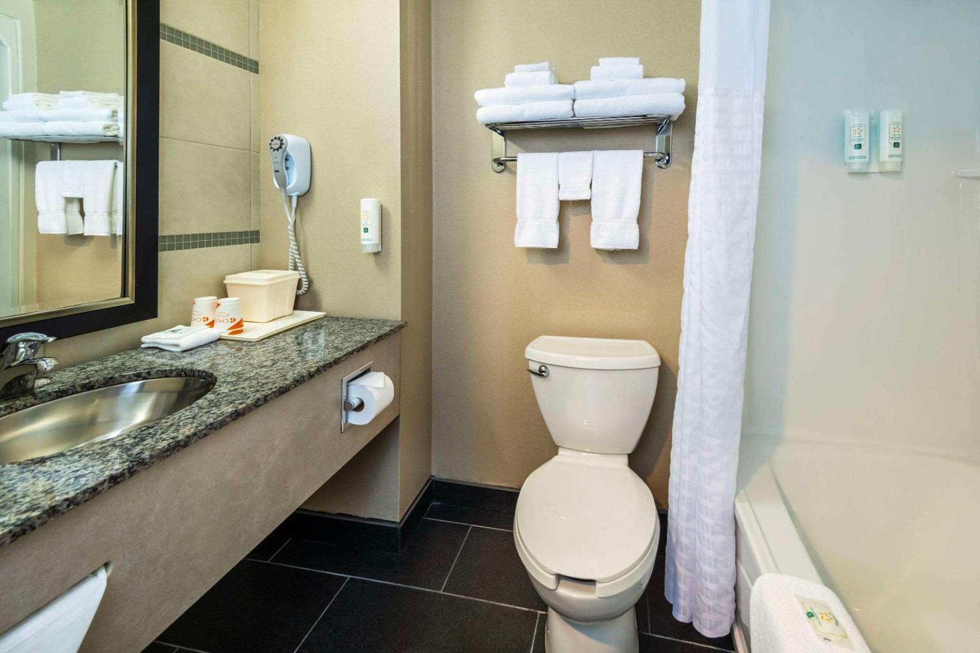 Quality & 3* Petawawa